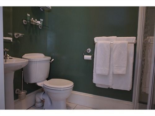 Ivyleigh House Bed & Breakfast Портлийш Екстериор снимка