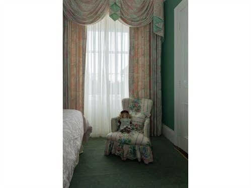 Ivyleigh House Bed & Breakfast Портлийш Екстериор снимка
